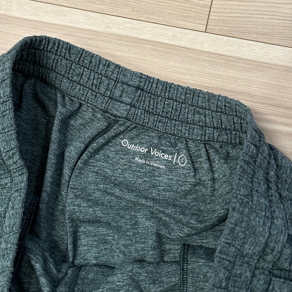 LIKE NEW Outdoor Voices Men’s CloudKnit Slim Sweatpants - Picture 4 of 6